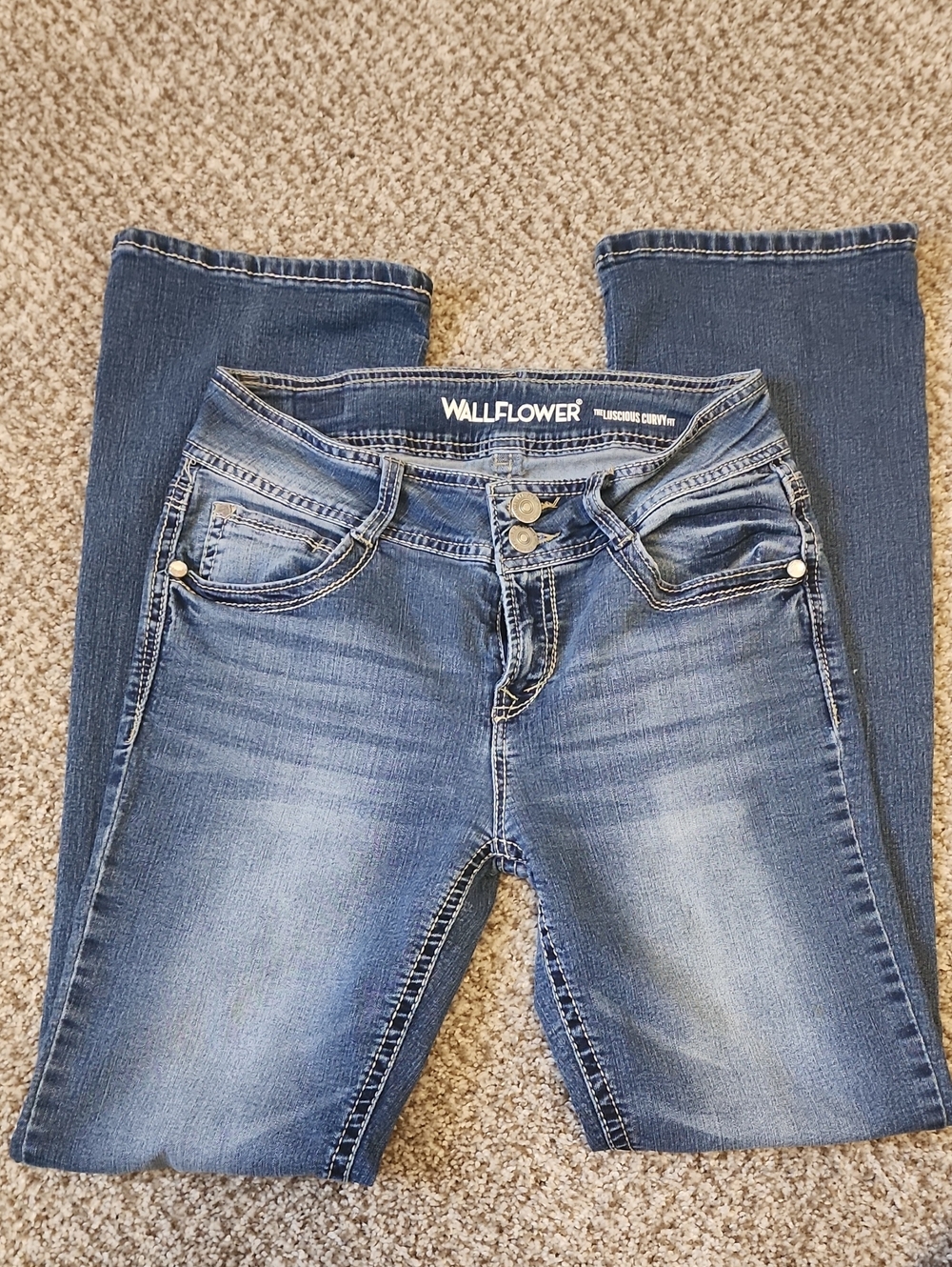 Wallflower Women's Blue Skinny Stretch Jeans with Faded Detailing